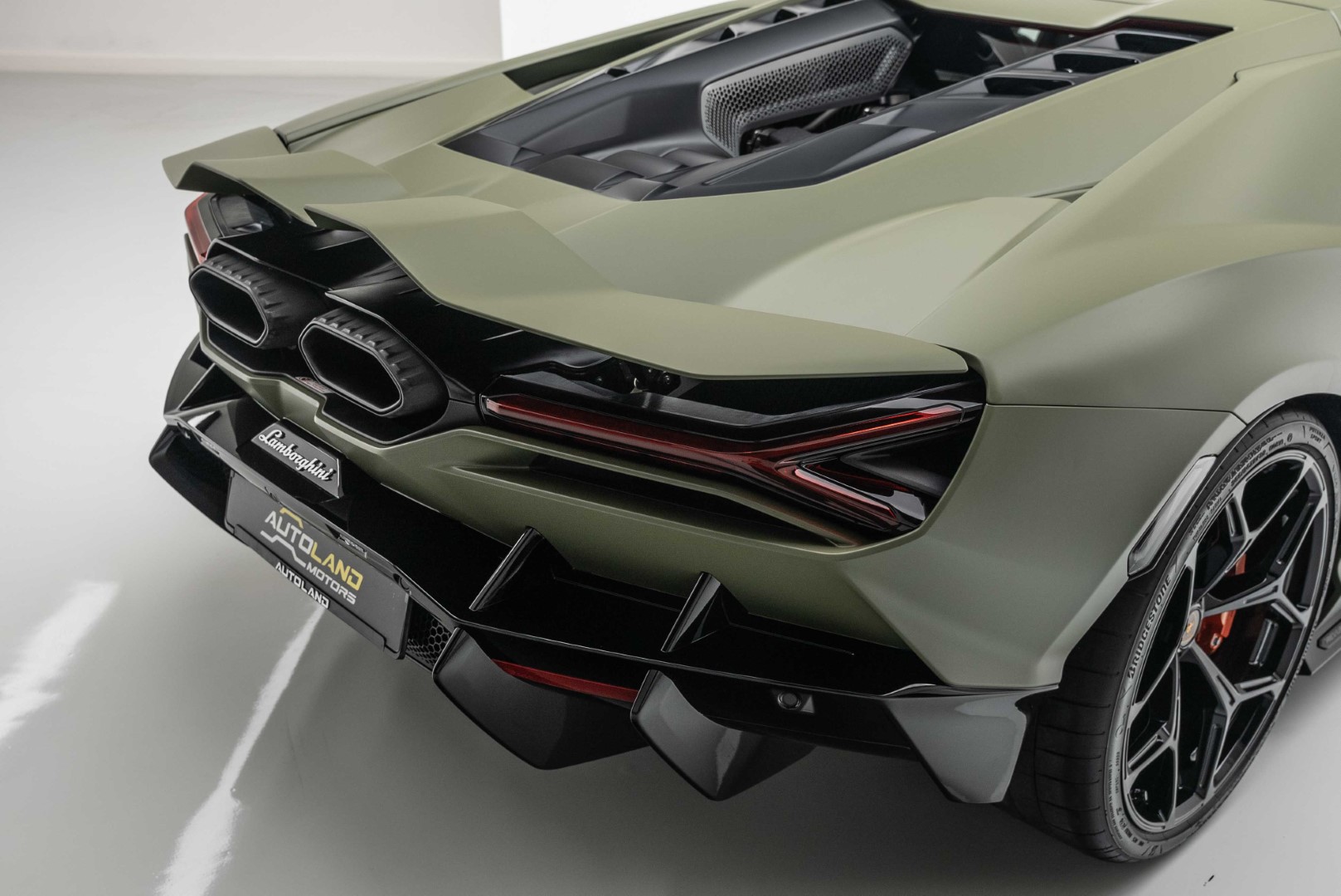 2024 LAMBORGHINI REVUELTO. STUNNING SPEC. MATT GREEN. COMFORT SEATS